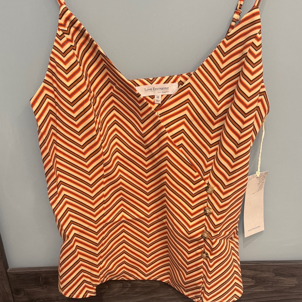 Love Encounter, Boutique brand Women's Orange Zigzag Camisole NWT